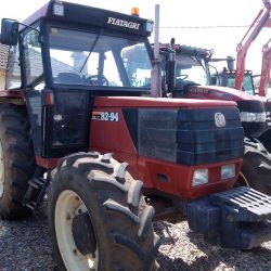 TRACTOR FIAT 82-84 DT (1)