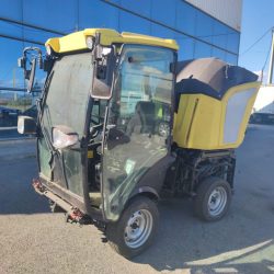 Barredora-industrial-Karcher-sweeper (1)