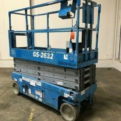 plataforma-elvadora-tijera-genie-2632-scissor-lift-1