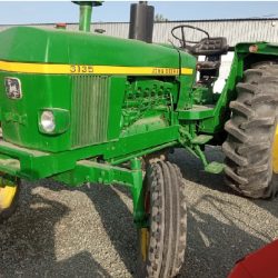 JOHN DEERE 3135 S (1)