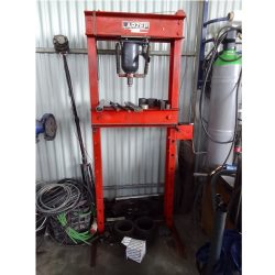 PRENSA PARA TALLER (1)