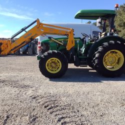 JOHN DEERE 5095 M CON PALA (1)