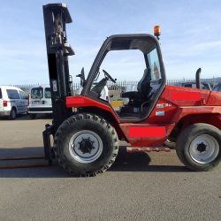 CARRETILLA MANITOU MC30 (1)