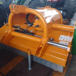 TRITURADORA SERRAT T-1800 (1)