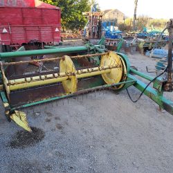 SEGADORA JOHN  DEERE 486 (1)