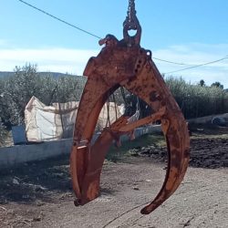 PINZAS PARA EXCAVADORA (1)