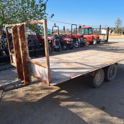 REMOLQUE PLATAFORMA PARA COCHE (1)