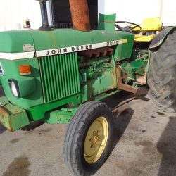 john deere 2035 (1)