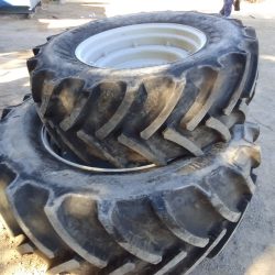 RUEDAS NUEVAS PARA TRACTOR VALTRA (1)