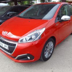 PEUGEOT 208 1.2 i  STYLE 82 CV (1)