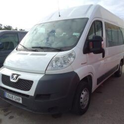 PEUGEOT BOXER 9 PLAZAS (1)