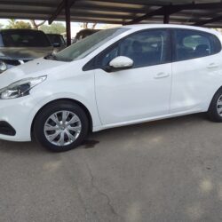 PEUGEOT 208 1.5 HDI 100 CV (1)