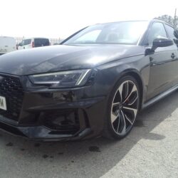 AUDI RS4 450 CV (1)