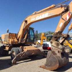 EXCAVADORA DE RUEDAS CASE WX185 (1)