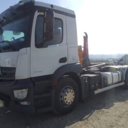MERCEDES ANTOS 2543 GANCHO PORTA CONTENEDORES (1)