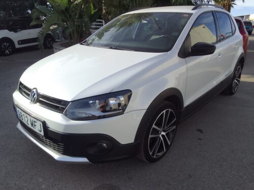 VOLKSWAGEN POLO CROSS (1) VOLKSWAGEN POLO CROSS (1)