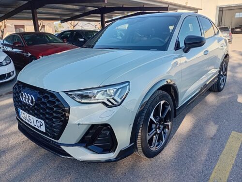 AUDI Q3 35 TDI S-LINE (1) AUDI Q3 35 TDI S-LINE (1)