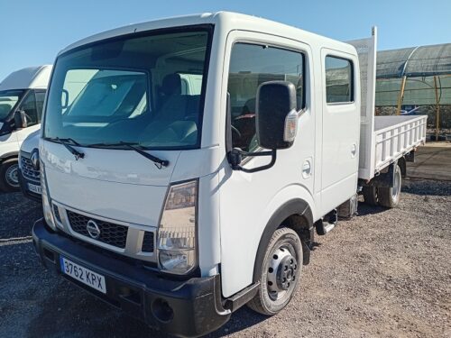 nissan cabstar nv400 doble cabina (1) nissan cabstar nv400 doble cabina (1)