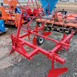 MAQUINA DE PONER PLASTICO Y GOTEO (1)