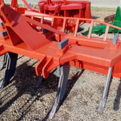 topos o subsolador con pala culona (1)