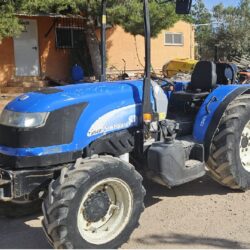 NEW HOLLAND T4040 (1)