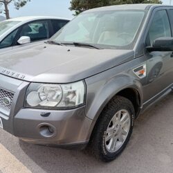 LAND ROVER FREELANDER TD4 SE (1)