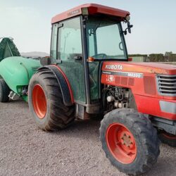 KUBOTA 8200 MARROW CON ATOMIZADOR (1)