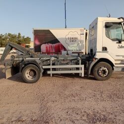 RENAULT PREMIUM 180 CDI CON GANCHO PORTA CONTENEDORES (1)