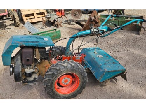 MOTOCULTOR GYRMET DE 14 CV (1) MOTOCULTOR GYRMET DE 14 CV (1)