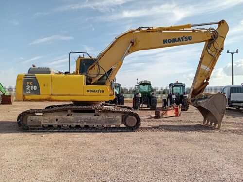 EXCAVADORA KOMATSU PC 210 LC (1) EXCAVADORA KOMATSU PC 210 LC (1)