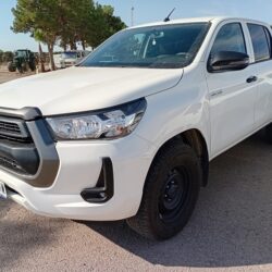 toyota hilux (1)