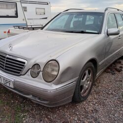 MERCEDES E320 CDI FAMILIAR (1)