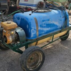 cuba de fumigar con motor (1)