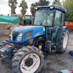 NEW HOLLAND T4050 CON CABINA (1)